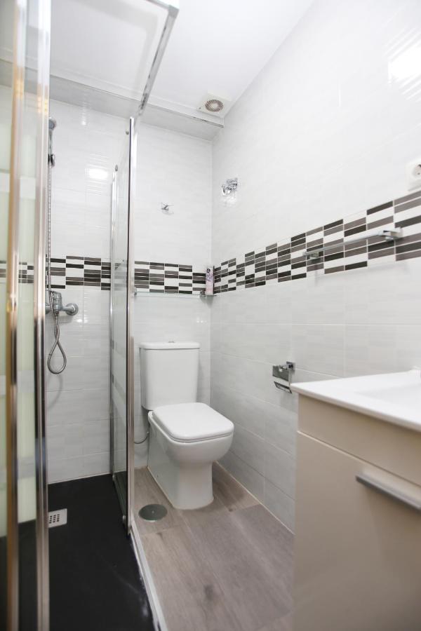 Апартаменти Apartamento En Calle Mendoza - Zona Huelin & 300 Mts De La Playa Малага Екстер'єр фото